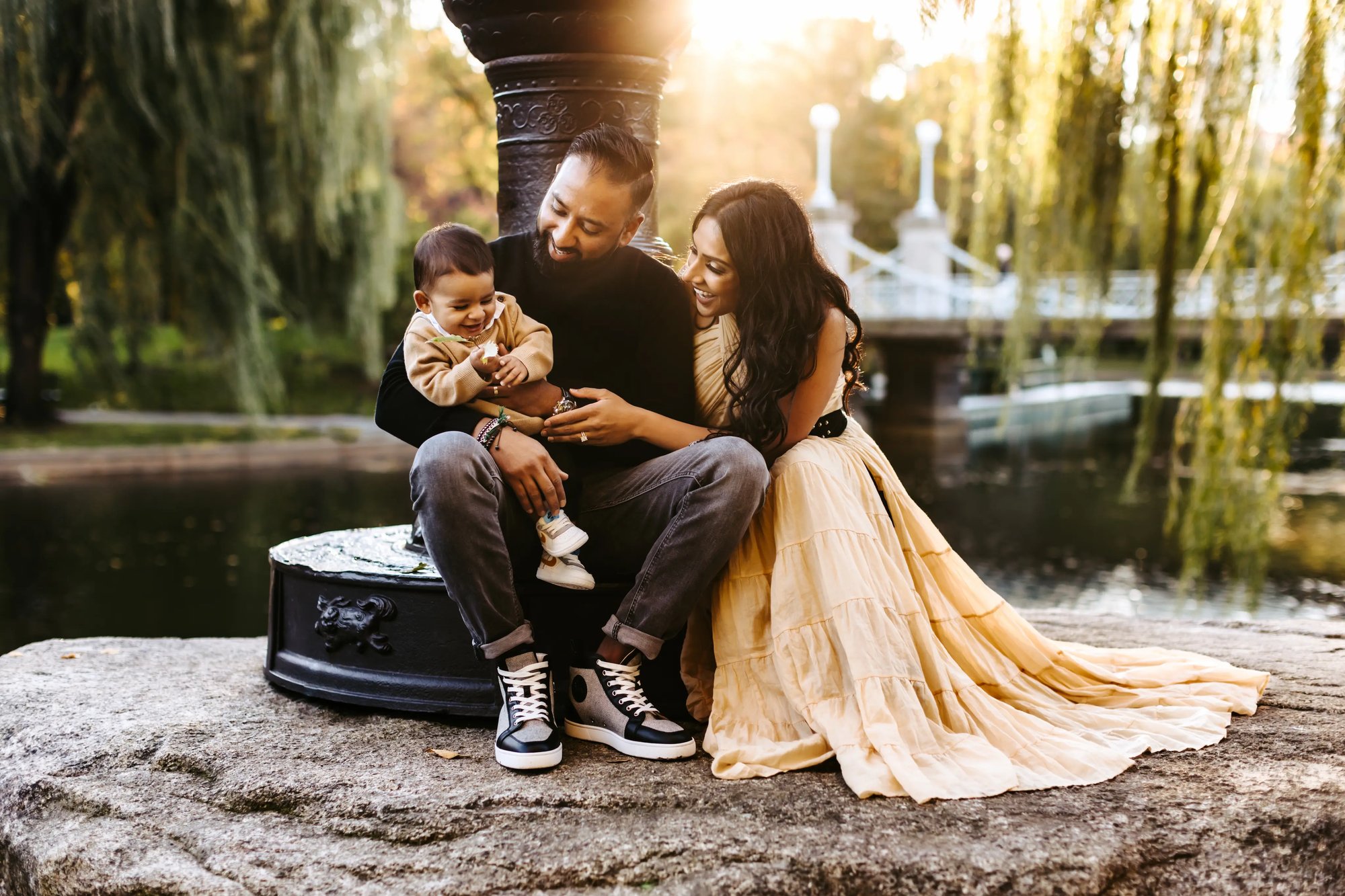 boston-public-garden-lagoon-family-portrait