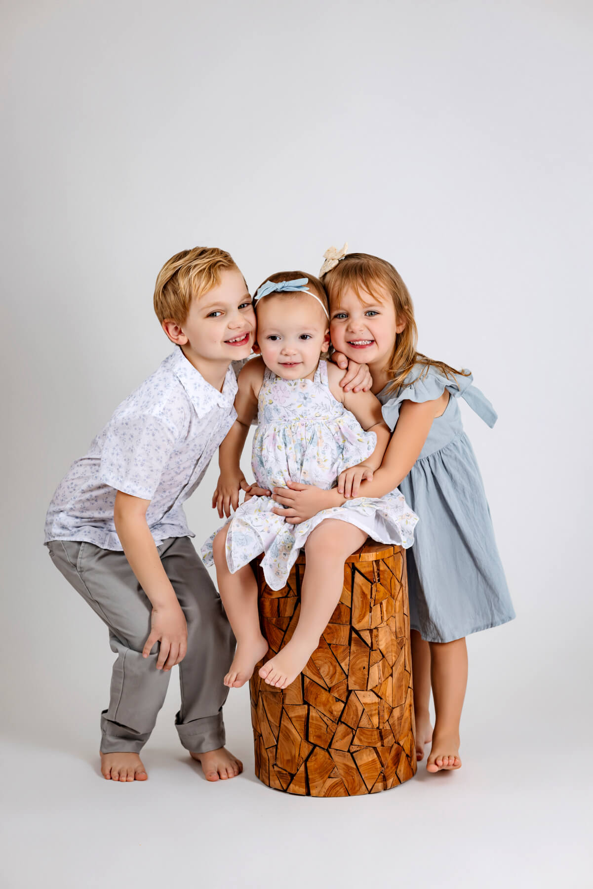 Family portraits in studio-203