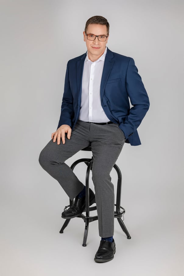 HEADSHOT MEN-18