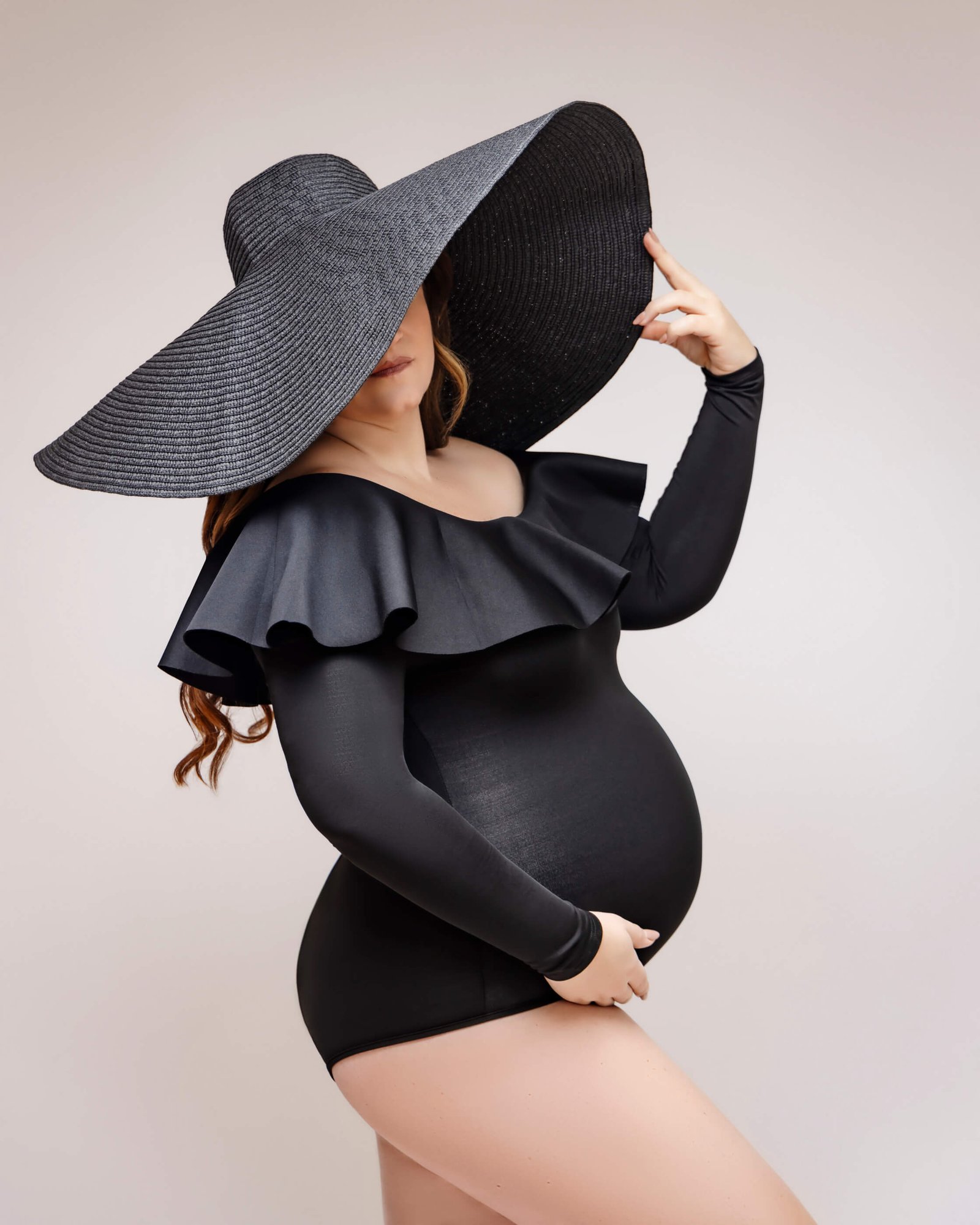 Maternity Studio Glam Beauty Portraits -4