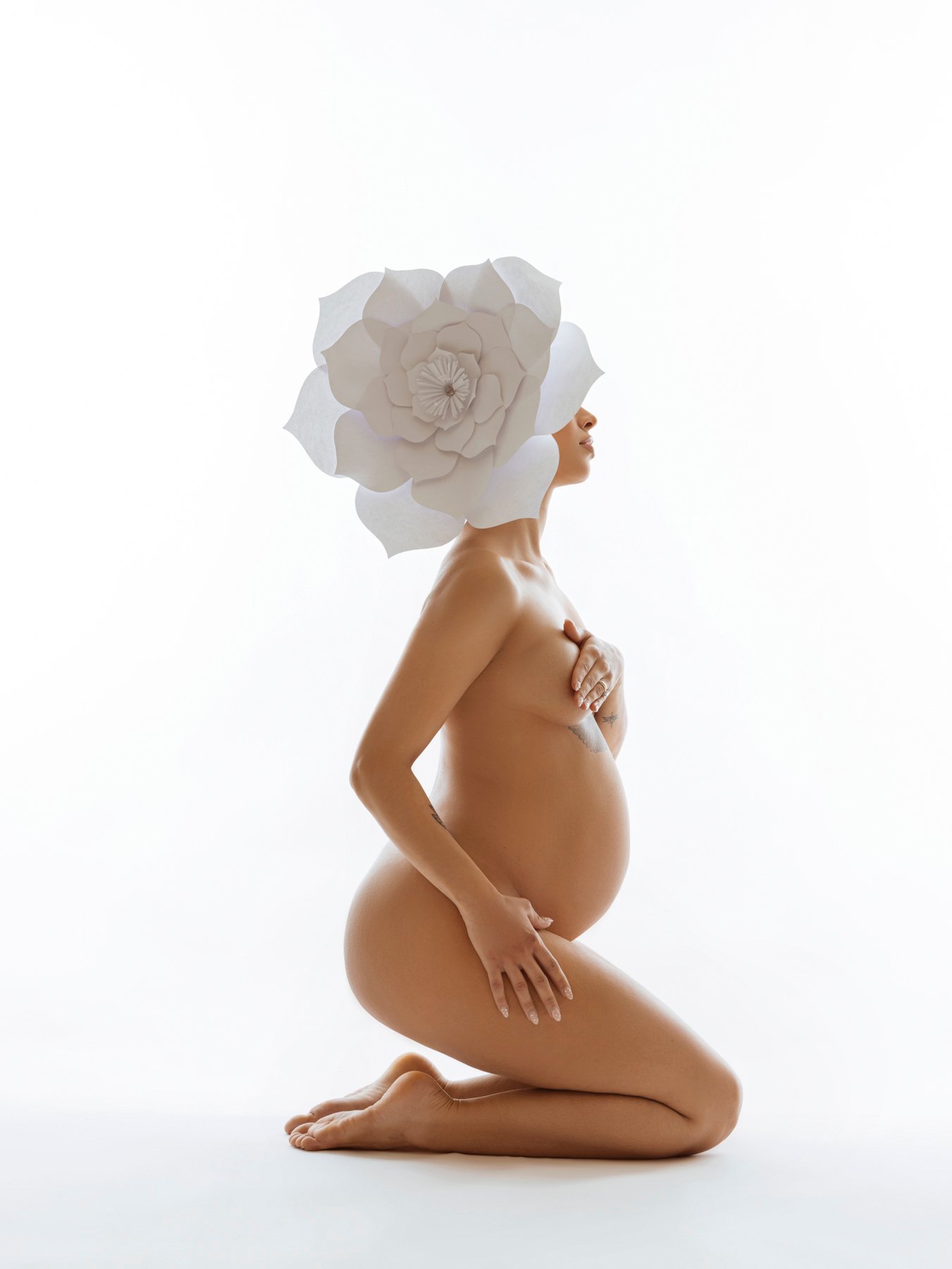 Maternity Studio Portraits -1004