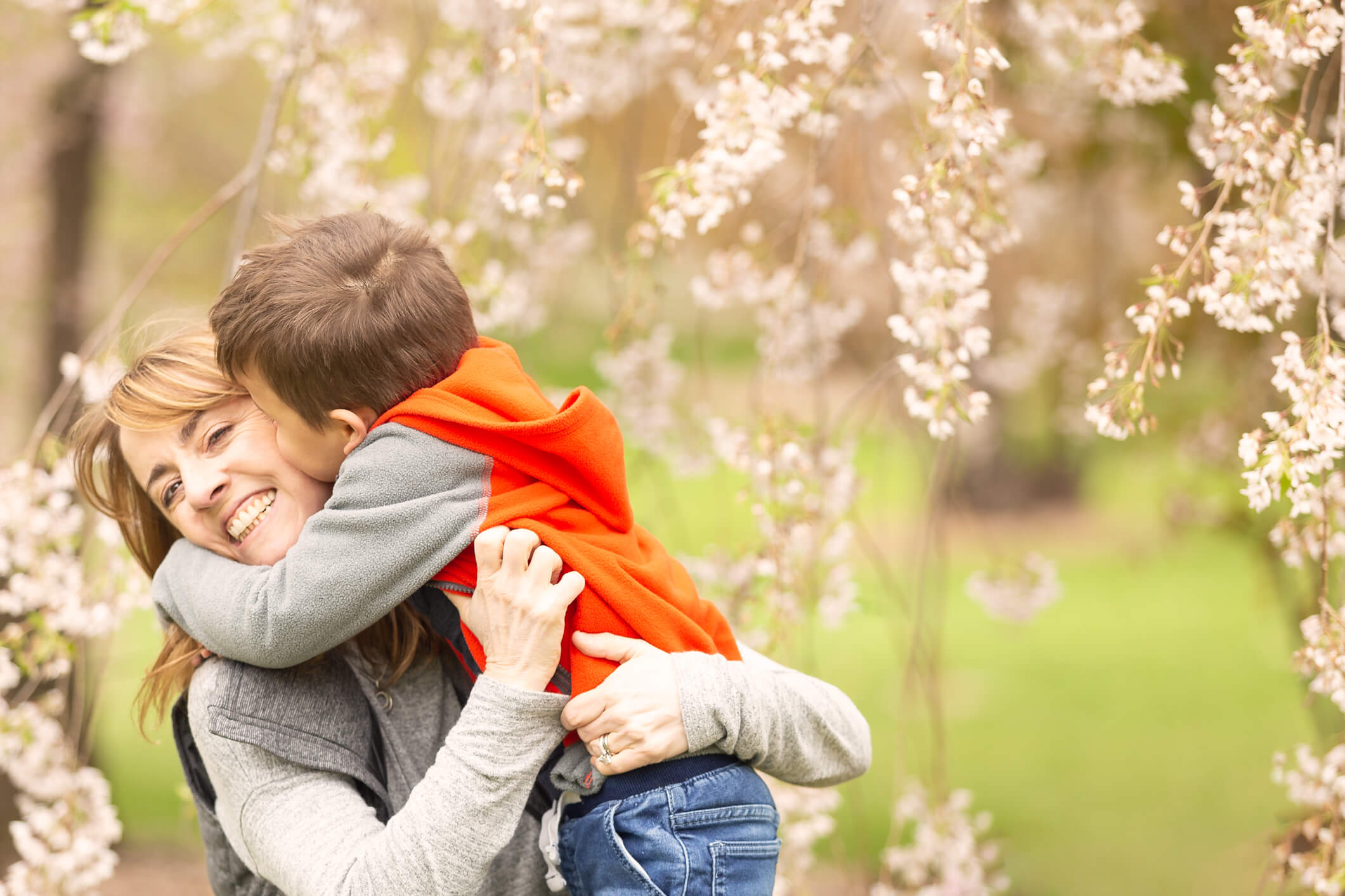 Spring Fine Art Family Portraits, Boston Family Photographer, mom 2