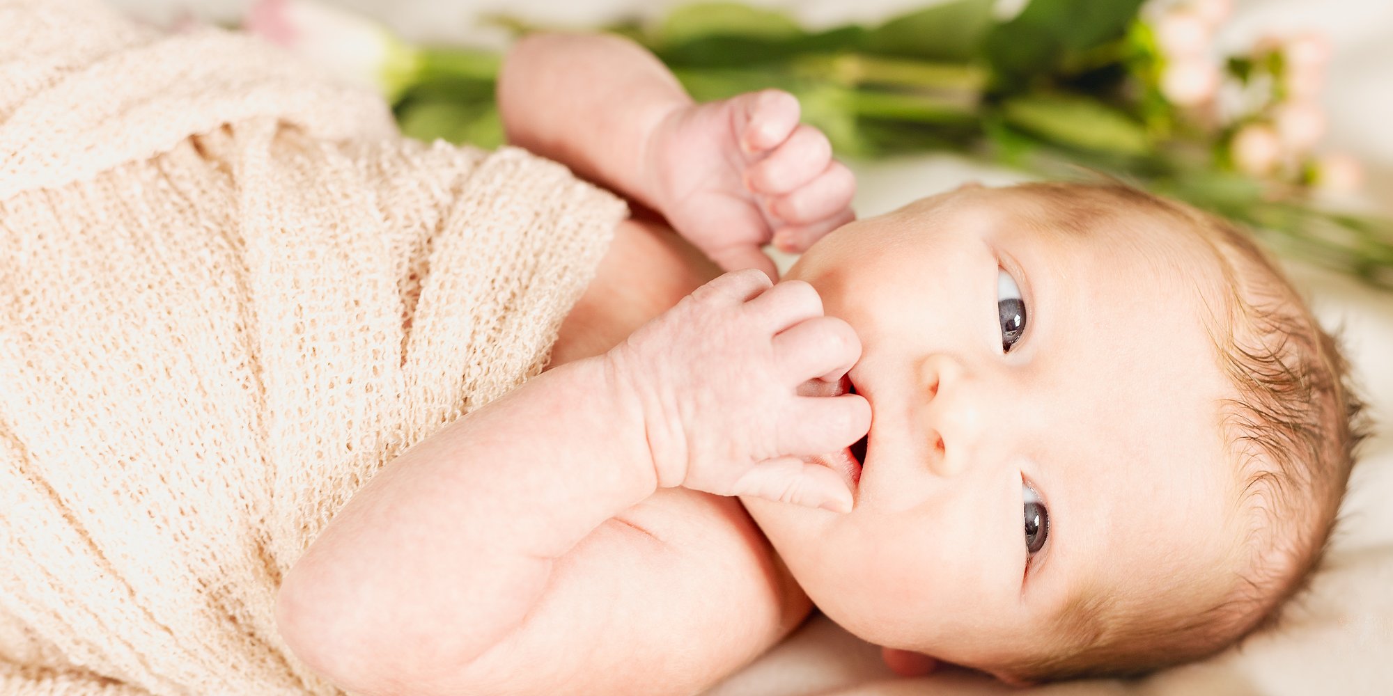 blog -Spring Baby- Capturing Your Newborns First Moments-4