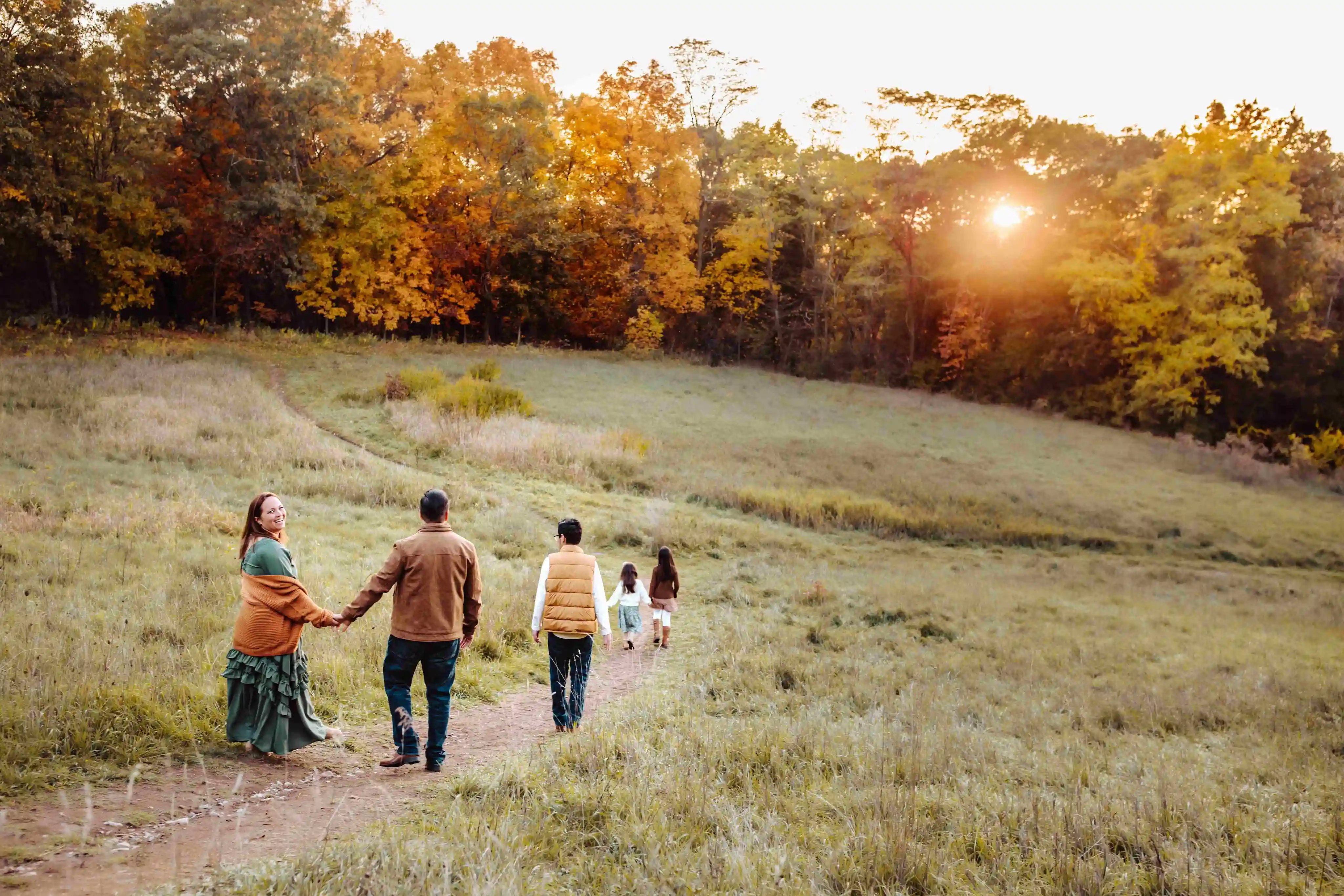fall_landscape family shoot - autumn family photoshoot