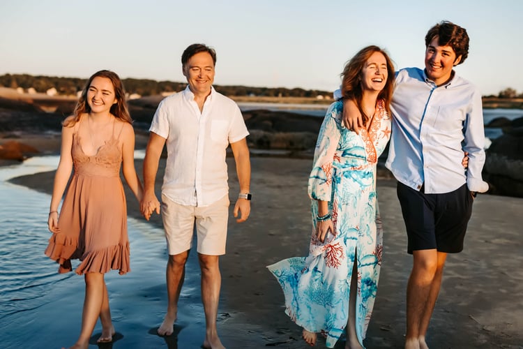 senior boston family photographer - beach photos - Andre Toro Photogtraphy