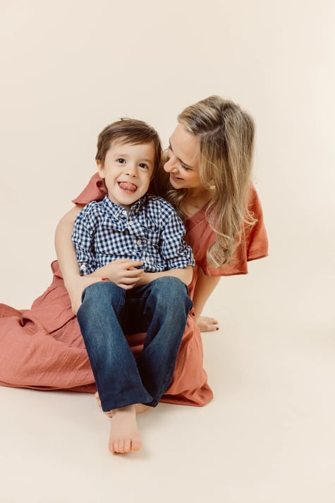 studio_mother and her son - photography studio in Massachusetts